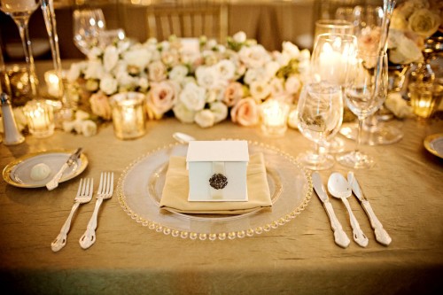 gold-and-cream-table-setting-place-setting-wedding-gold-linens ... gold-and-cream-table-setting-place-setting-wedding-gold-linens ...