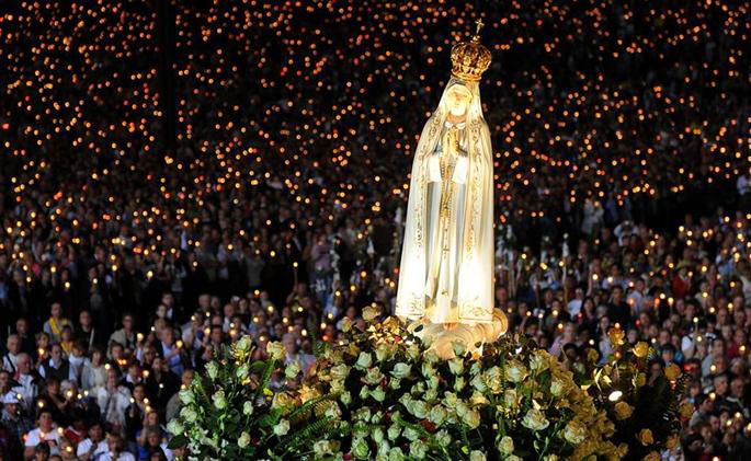 Featured image for “Pope’s Pilgrimage to Fatima”
