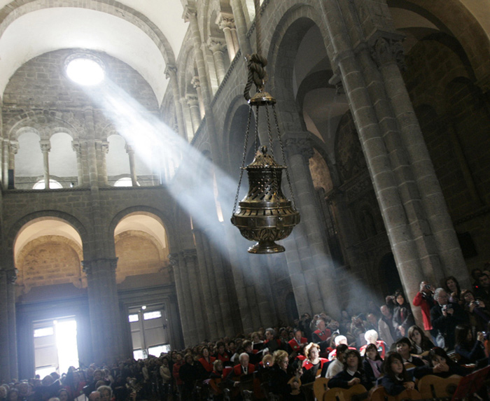 Watch the largest liturgical censer in the world fly at almost 44 mph!