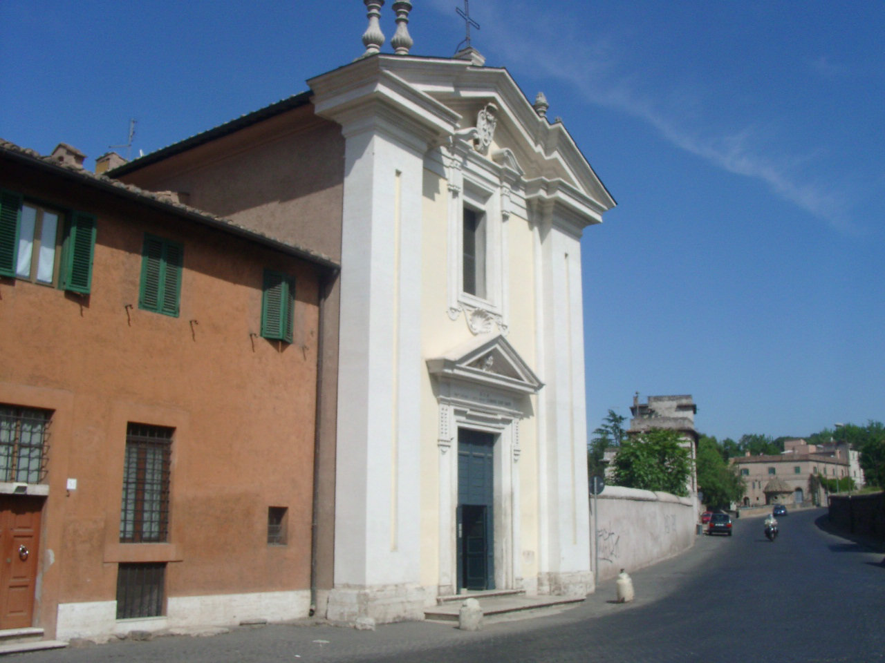 Hidden Spiritual Gem in Rome Reminds Us to Embrace Our Crosses