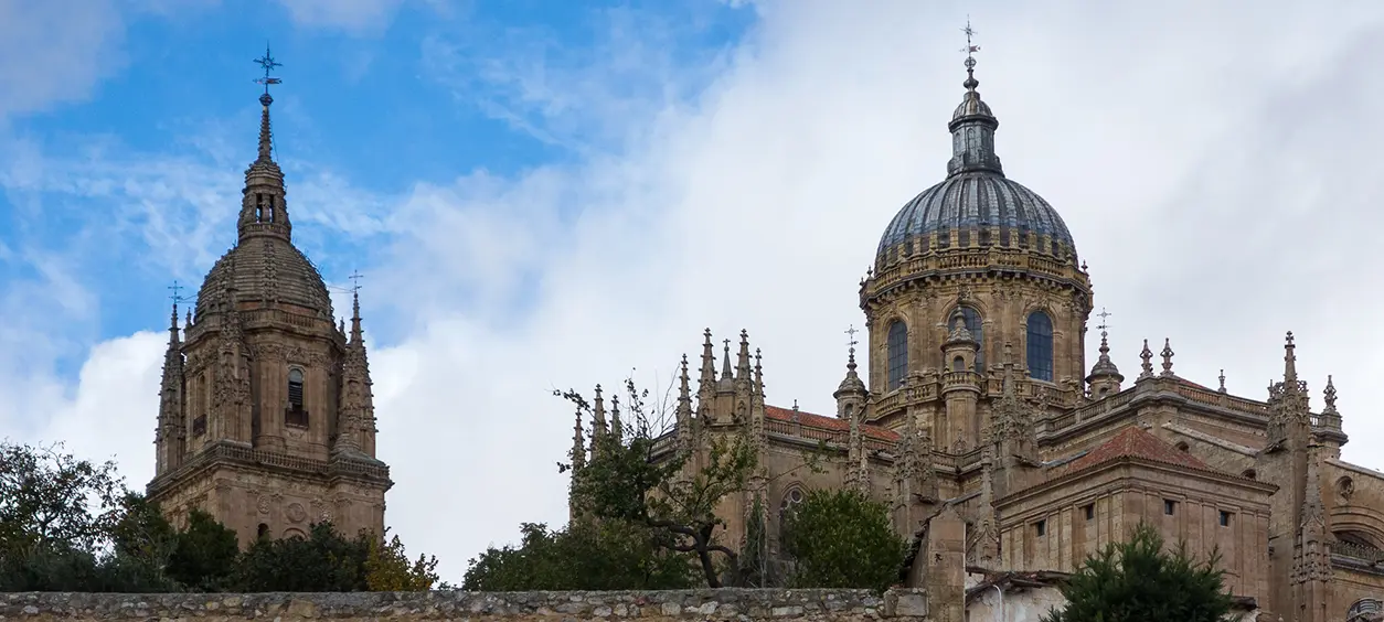 A 400 Year Old Cathedral, With an Astronaut Carved on the Exterior?