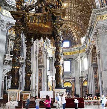 Altar of St. Peter’s Basilica Altar of St. Peter’s Basilica