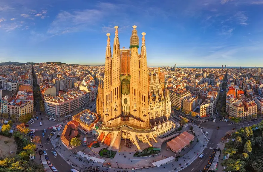 La Sagrada Família basilica in Barcelona, Antoni Gaudí's still-unfinished masterpiece begun in 1882